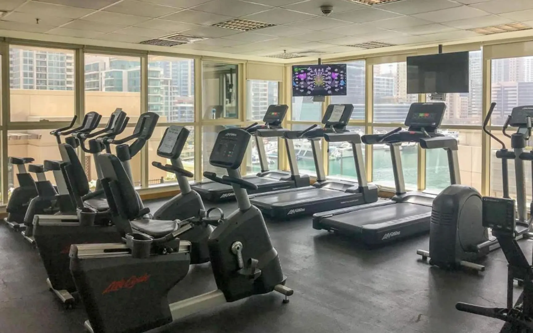 Apartment Livbnb-Stylish 1Br With Marina Views Close To The Beach Dubai