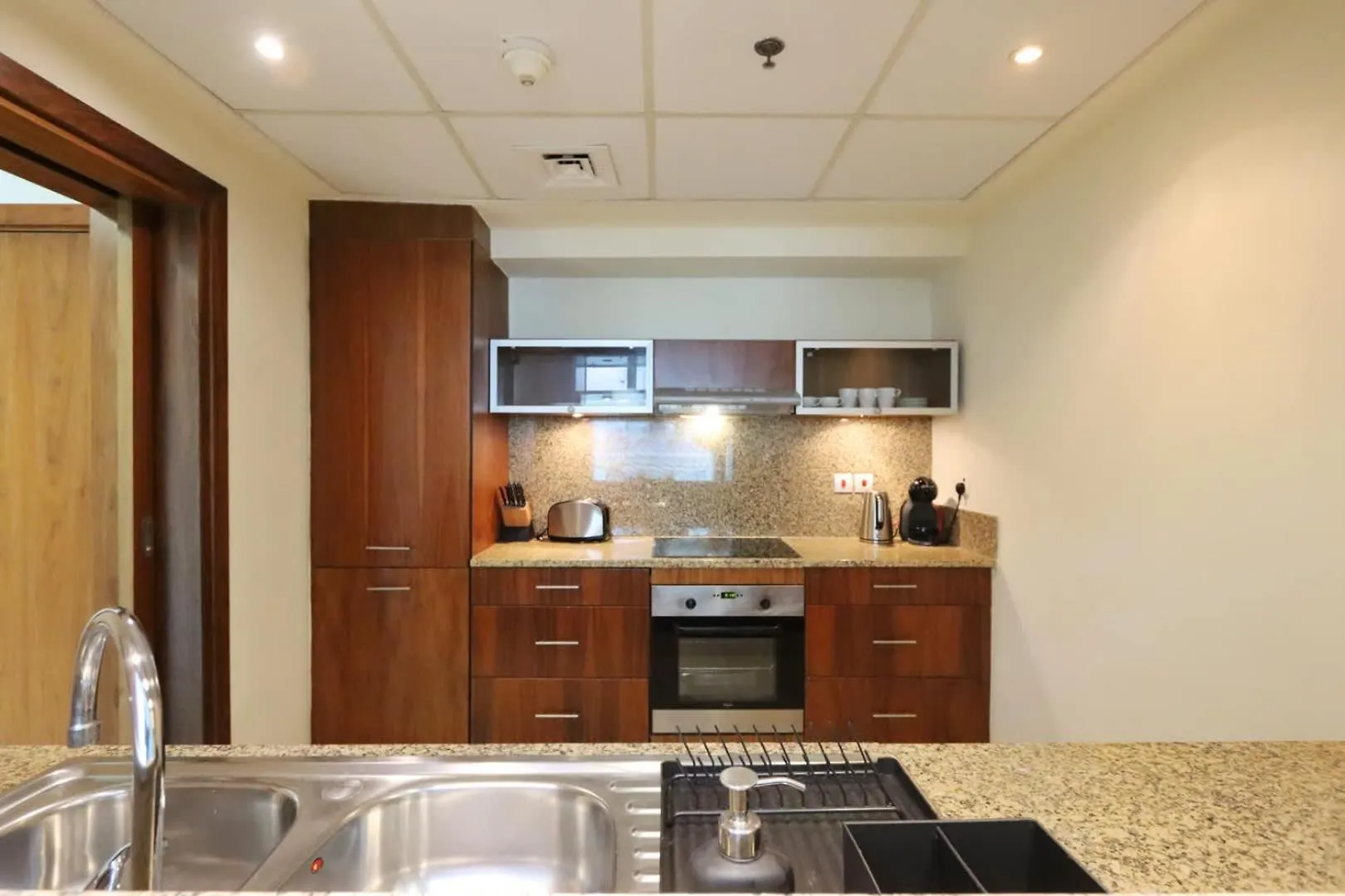 Livbnb-Stylish 1Br With Marina Views Close To The Beach Dubai